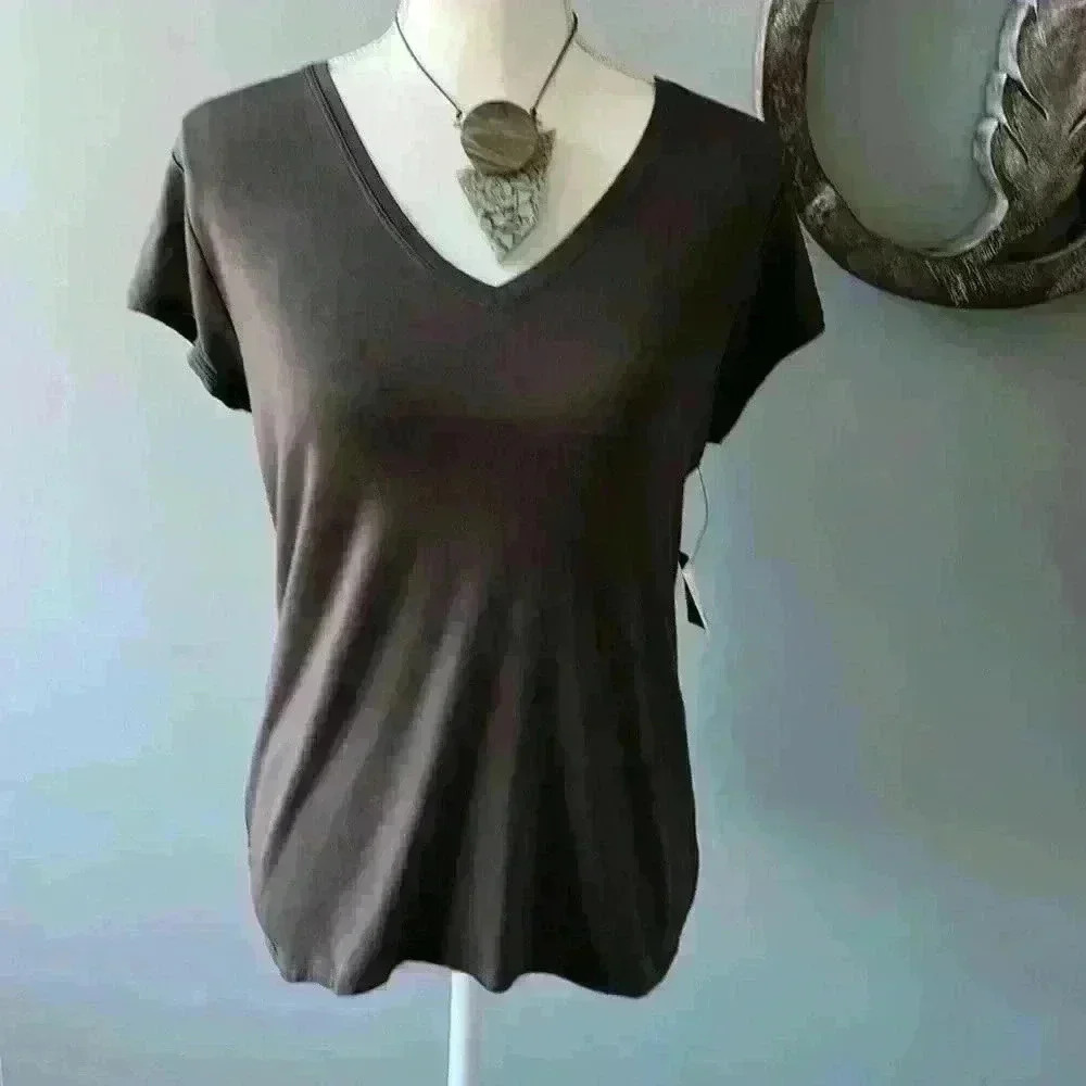 Women's V-Neck Short Sleeve Tee - Brown